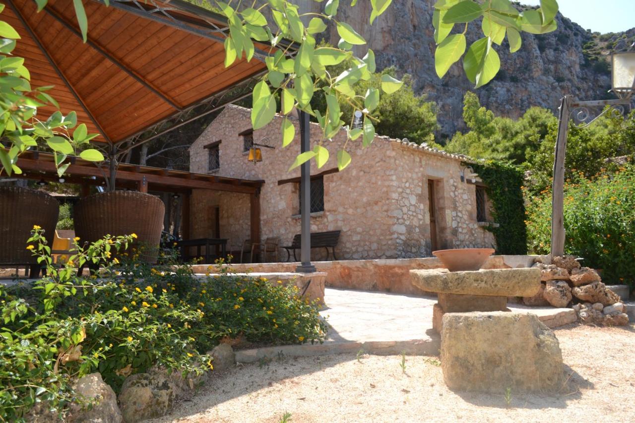 Villa Paradiso Riserva Naturale Monte Cofano 卡斯泰卢佐 外观 照片