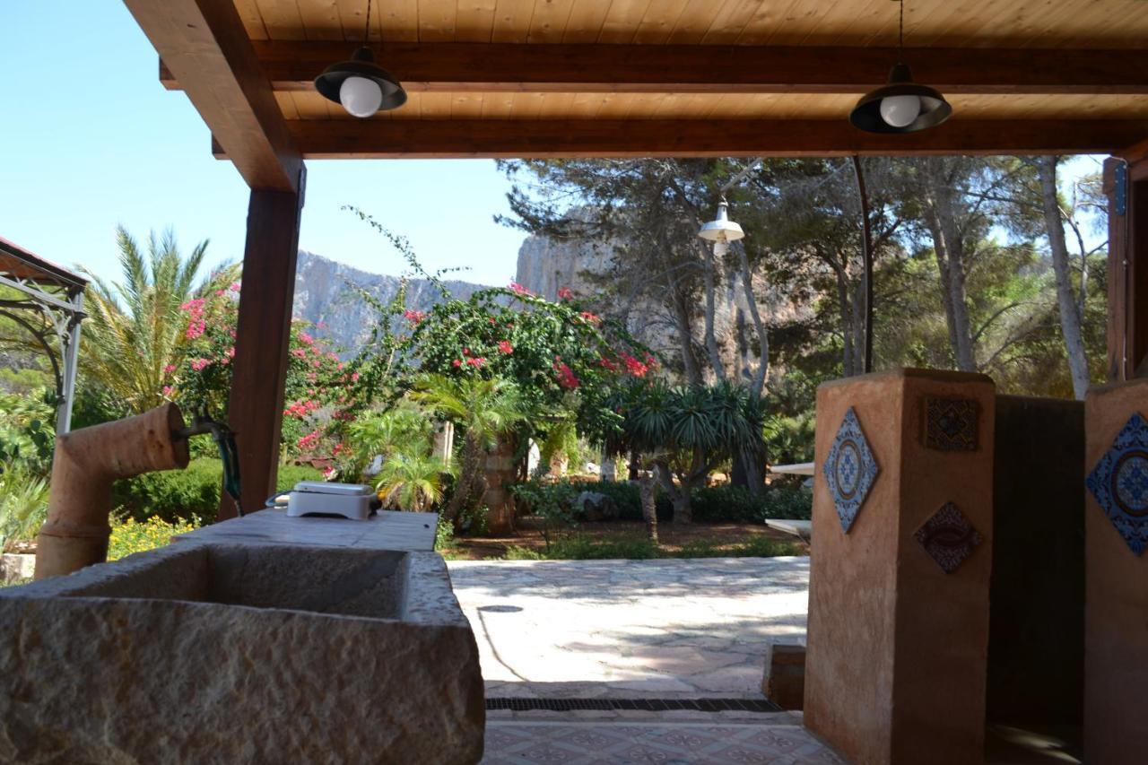 Villa Paradiso Riserva Naturale Monte Cofano 卡斯泰卢佐 外观 照片