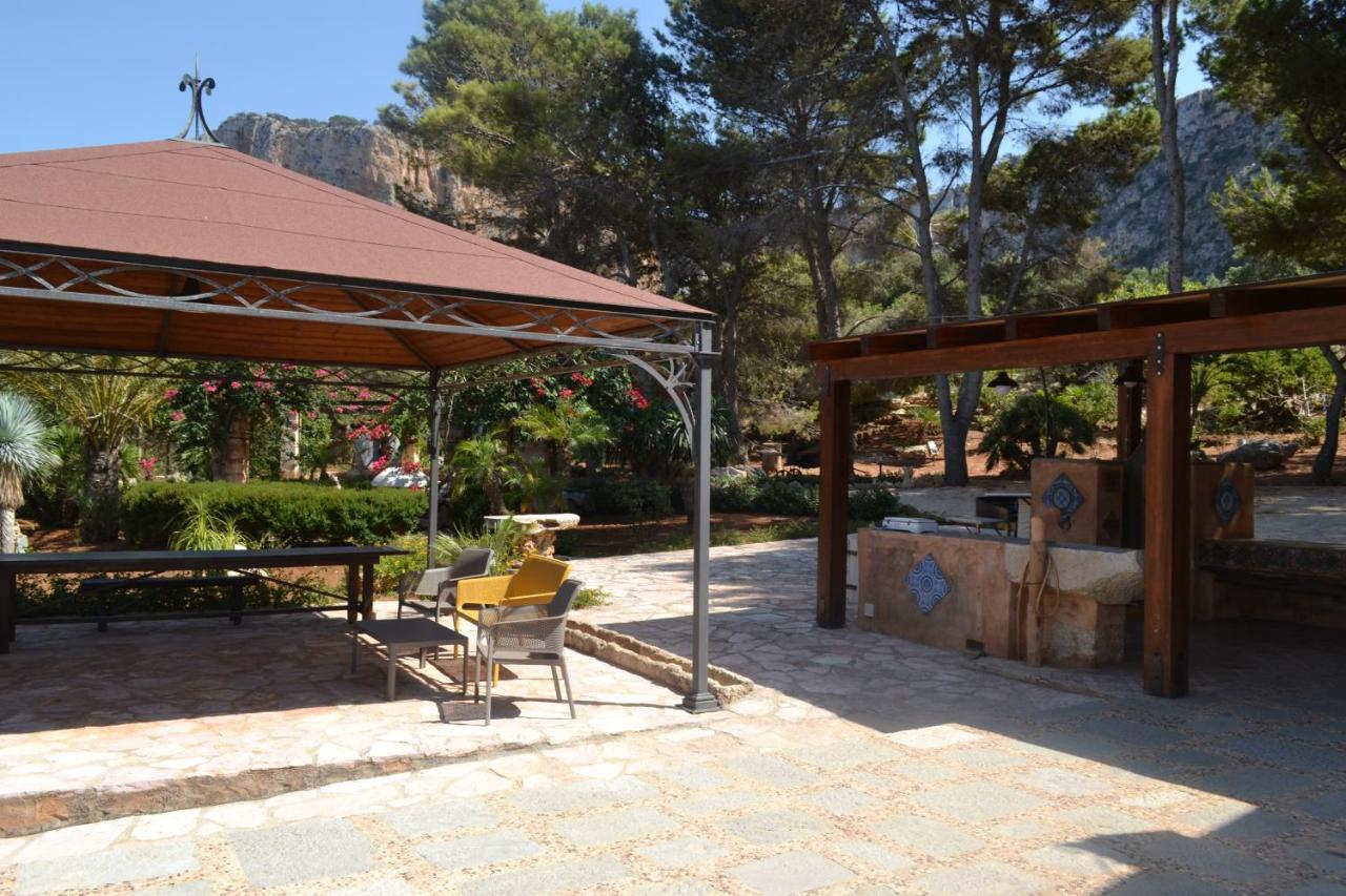 Villa Paradiso Riserva Naturale Monte Cofano 卡斯泰卢佐 外观 照片